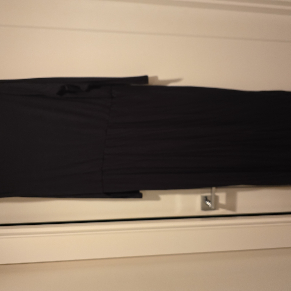 Elegant Black Maxi Dress